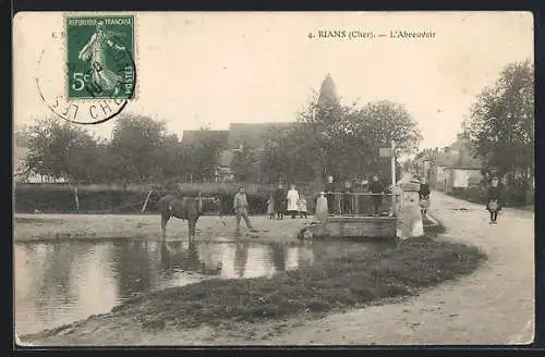 AK Rians, L`Abreuvoir avec villageois et cheval au bord de l`eau