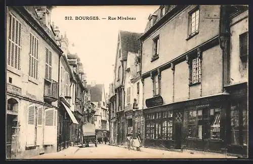 AK Bourges, Rue Mirebeau animée avec boutiques et passants