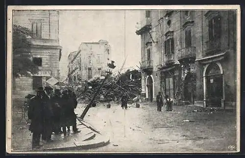 AK Messina, nach dem Erdbeben, Strassenpartie mit Ruinen