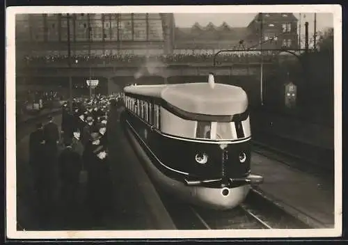 AK Hamburg, Schnelltriebwagen Der fliegende Hamburger der Deutschen Reichsbahn-Gesellschaft, Strecke Hamburg-Berlin