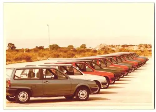 14 Fotografien unbekannter Fotograf, Ansicht Sardinien, Costa Smeralda, Auto Volkswagen VW Polo, Werbe-Aufnahmen m. Floss