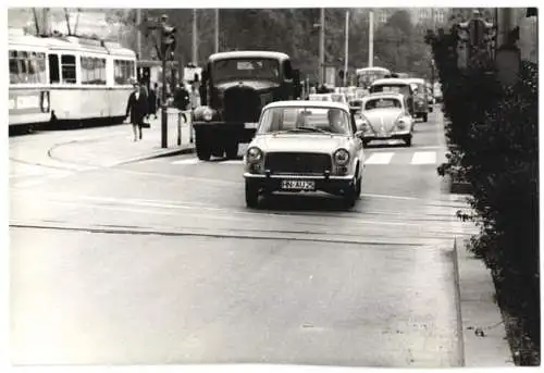 4 Fotografien Horst Hamel, Stuttgart, Ansicht Stuttgart, Auto Autobianchi Primula, Strassenbahn mit Coca Cola Reklame