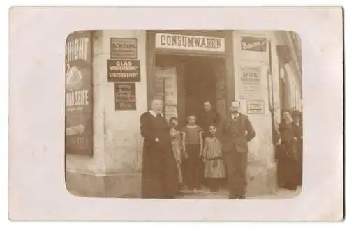 10 Fotografien unbekannter Fotograf, Ansicht Wien, Ladengeschäfte, Poysdorfer Weinhalle, Gasthaus Zum Gück-Stern, u.a.