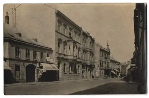 10 Fotografien unbekannter Fotograf, Ansicht Wien, Wohn - & Geschäftshäuser, Weinhaus zum Apostelkeller, Ladengeschäfte