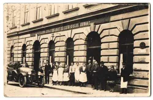 10 Fotografien unbekannter Fotograf, Ansicht Wien, Bäckerei Anton Strauss, Festwagen, Biergarten, Hotel zur Gold Sonne