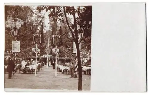 10 Fotografien unbekannter Fotograf, Ansicht Wien, Bäckerei Anton Strauss, Festwagen, Biergarten, Hotel zur Gold Sonne