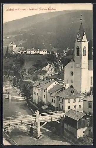 AK Matrei am Brenner, Ortsansicht mit Schloss Trautson