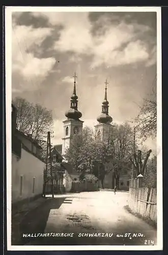 AK Schwarzau am St. Blick zur Wallfahrtskirche