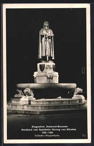 AK Klagenfurt, Denkmal-Brunnen Bernhard von Spanheim mit nächtlicher Beleuchtung