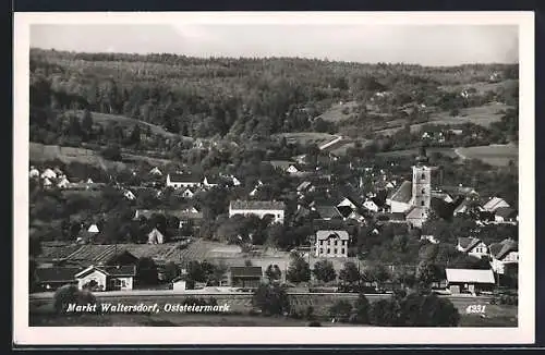 AK Bad Waltersdorf /Oststeiermark, Teilansicht mit Kirche