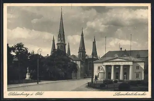 AK Oldenburg / O., Lambertikirche, Strassenansicht