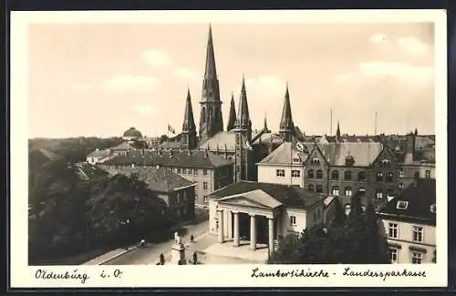 AK Oldenburg / O., Blick auf die Lambertikirche und die Landessparkasse