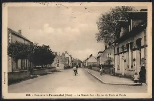 AK Bessais-le-Fromental, La Grande Rue, Bureau de Poste et Mairie