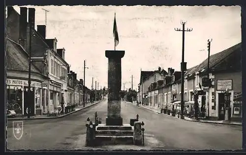 AK Bruère-Allichamps, Vue de la colonne du Centre de la France et rue principale animée