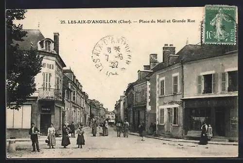 AK Les-Aix-d`Angillon, Place du Mail et Grande Rue animées