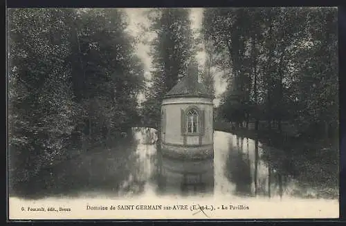 AK Saint-Germain-sur-Avre, Le Pavillon sur l`eau dans le domaine boisé