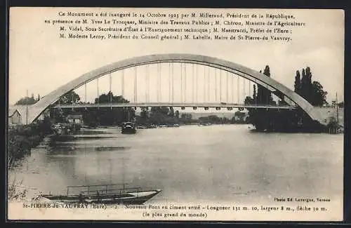 AK St-Pierre-de-Vauray, Nouveau pont en ciment armé sur la Seine, le plus grand du monde