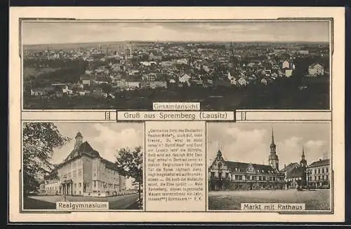 AK Spremberg / Niederlausitz, Realgymnasium, Markt mit Rathaus, Totalansicht