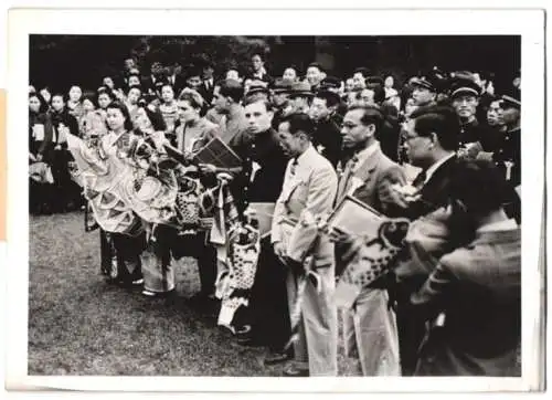 Fotografie Schostal, Ansicht Tokio - Tokyo / Japan, Gartenfest für Auslandsstudenten 1941