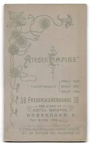 Fotografie Atelier Empire, Kopenhagen, Frederiksbergade 38, Porträt eines Mannes mit Schnurrbart