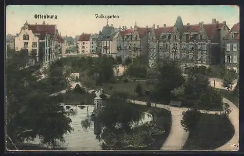 AK Offenburg, Häuser und Strasse am Volksgarten