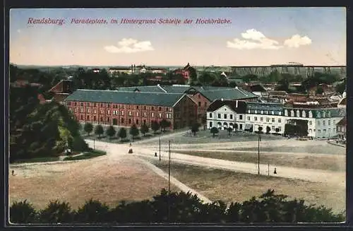 AK Rendsburg, Paradeplatz mit Schleife der Hochbrücke