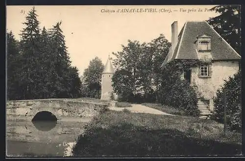 AK Ainay-le-Vieil, Vue prise du Pont du Château dans le Cher