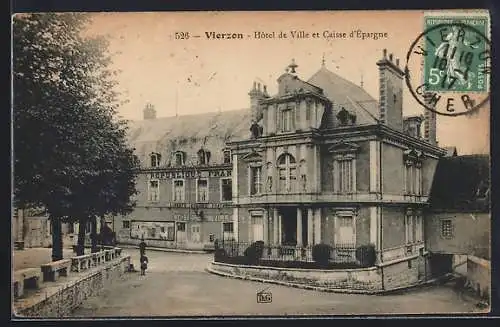 AK Vierzon, Hôtel de Ville et Caisse d`Épargne