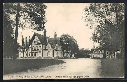 AK Neuvy-sur-Barangeon, Château de Ste-Solange, facade Ouest