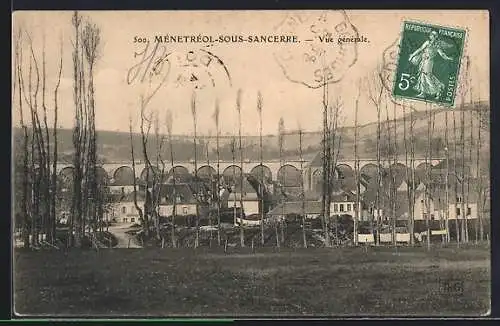 AK Ménétréol-sous-Sancerre, Vue générale avec viaduc et maisons