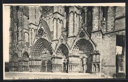 AK Bourges, Les Portails de la Cathédrale