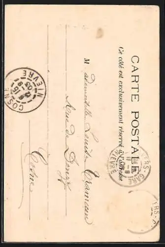 AK Sancerre, L`Église et la rue animée avec calèche