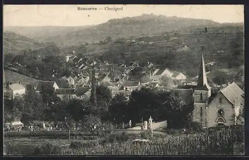 AK Sancerre, Vue sur Chavignol et l`église au milieu des collines