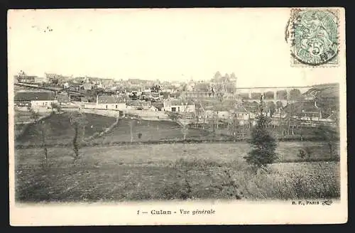 AK Culan, Vue générale du village et du viaduc en arrière-plan