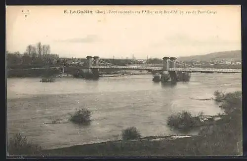 AK Le Guétin, Pont suspendu sur l`Allier et le Bec d`Allier, vus du Pont Canal