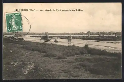 AK Le Guétin, Vue latérale du Pont suspendu sur l`Allier