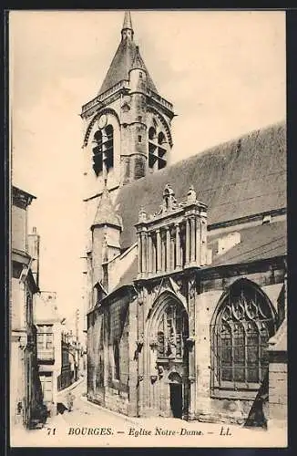 AK Bourges, Église Notre-Dame et rue adjacente