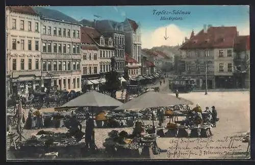 AK Teplitz Schönau / Teplice, Marktplatz mit Strassenbahn