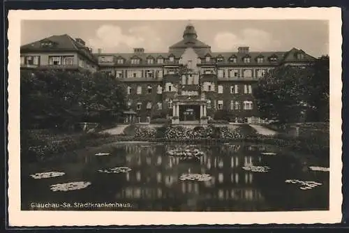 AK Glauchau, Stadtkrankenhaus mit Teich