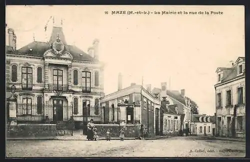 AK Mazé, La Mairie et la rue de la Poste