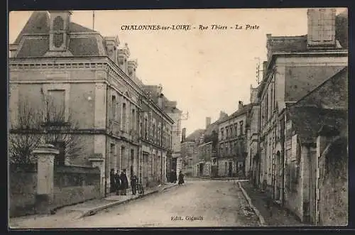 AK Chalonnes-sur-Loire, Rue Thiers, La Poste