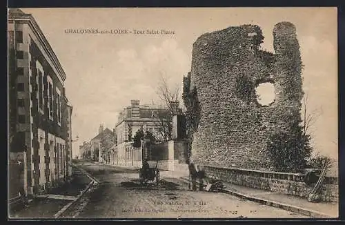 AK Chalonnes-sur-Loire, Tour Saint-Pierre et rue principale