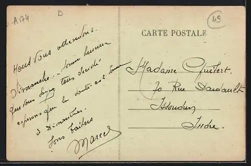 AK Chemillé, Vue de la rue principale avec bâtiments historiques