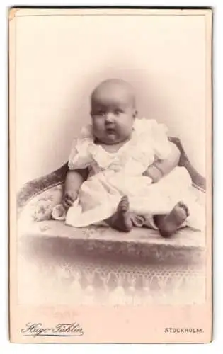 Fotografie Hugo Tåhlin, Stockholm, Birger Jarlsgatan 7, Porträt eines Babys