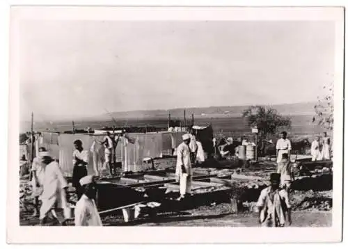 Fotografie Inder bei der Salzgewinnung, passiver Widerstand gegen den verhassten britischen Handel 1939