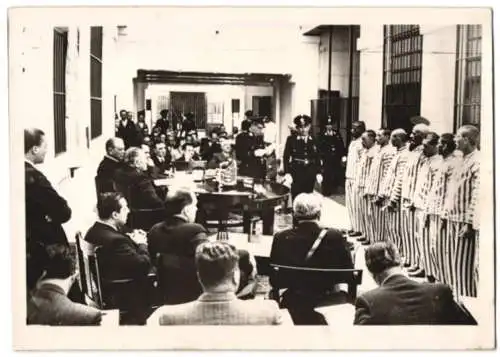 Fotografie Schostal, Ansicht Uruguay, Oberster Gerichtshof lässt alle Gefangenen vorsprechen für mögliche Amnestie 1938