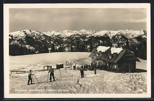 AK Stiefterhütte auf der Görlitzenalpe, Skifahrer