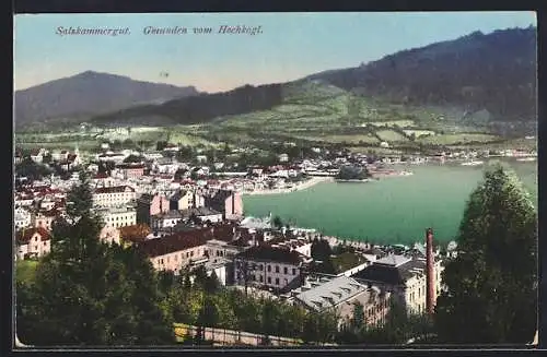 AK Gmunden /Salzkammergut, Ortsansicht vom Hochkogl aus