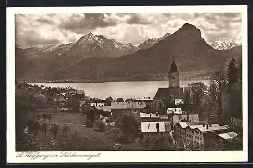 AK St. Wolfgang im Salzkammergut, Teilansicht mit dem See