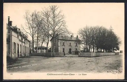 AK Chateauneuf-sur-Cher, La Gare